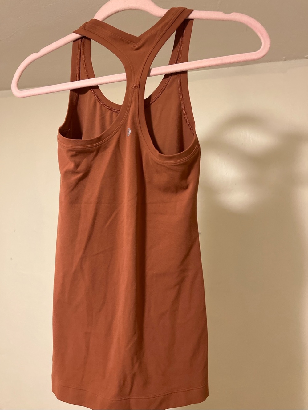#025 Lululemon Cool Racerback Shorter Length Nulu Dark Terracotta Size 4 EUC - Picture 2 of 2
